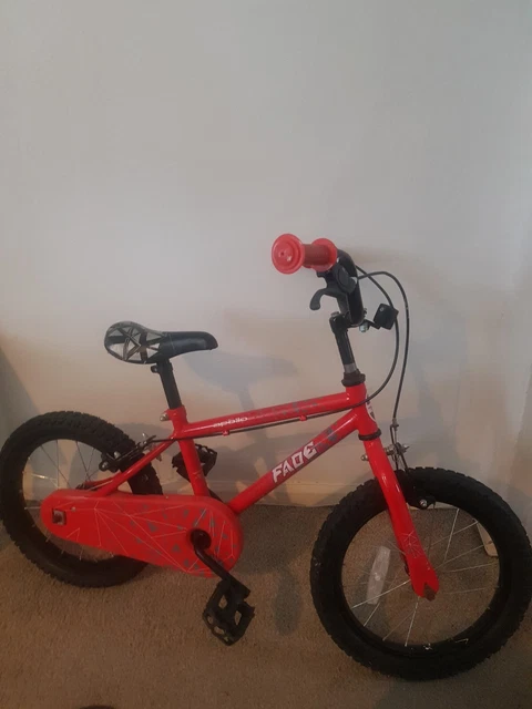 Apollo fade sales 16 inch bike