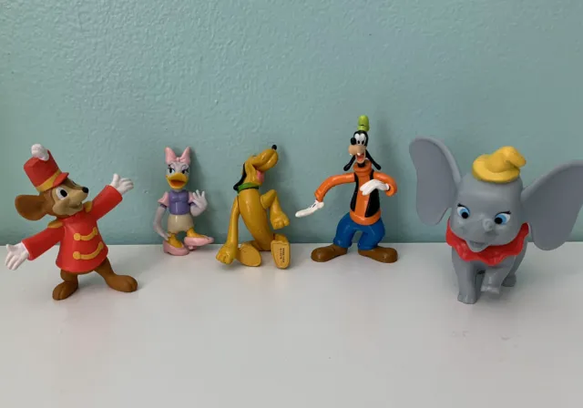 Disney Characters Figurines Lot of 5 Dumbo Daisy Goofy Pluto Timothy Mouse
