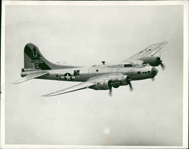 Aircraft military. - Vintage Photograph 1053007