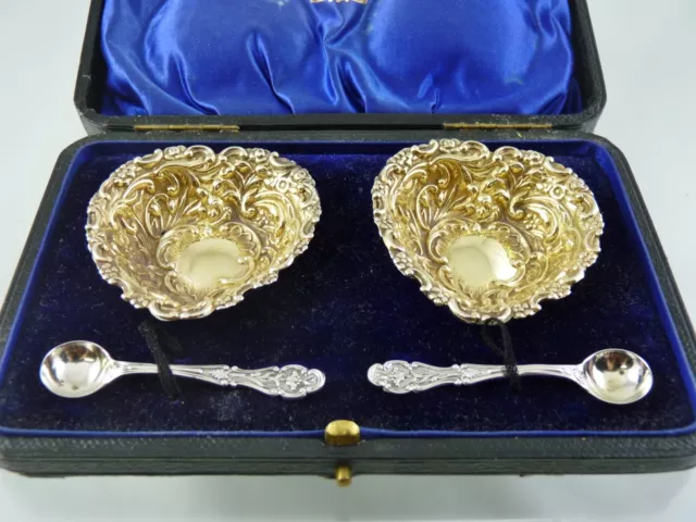 Victorian Scroll Heart Shaped Cased Salt Cellar Set By W.c Birmingham 1892 2