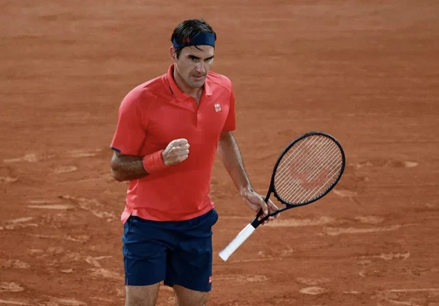 roger federer tennis shirt uniqlo
