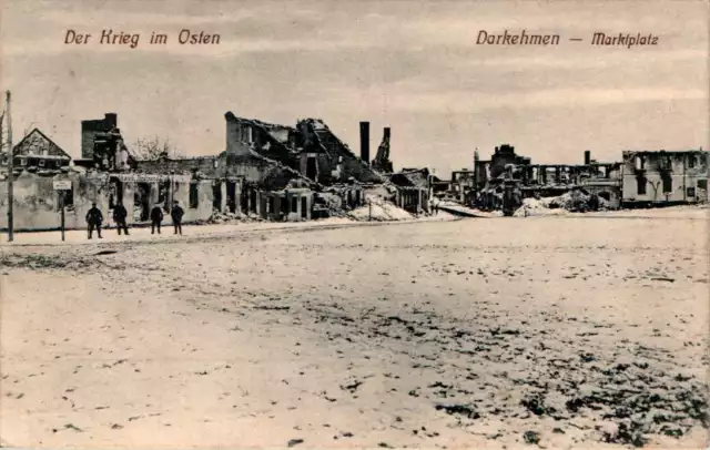 AK GRUSS AUS OSTPREUßEN DARKEHMEN BZ GUMBINNEN MARKTPLATZ DER KRIEG IM OSTEN1915