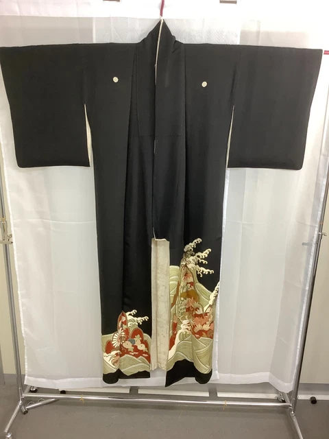 Japanese Vintage Kimono Tomesode SILK Family crest expensive Height 59.05inch