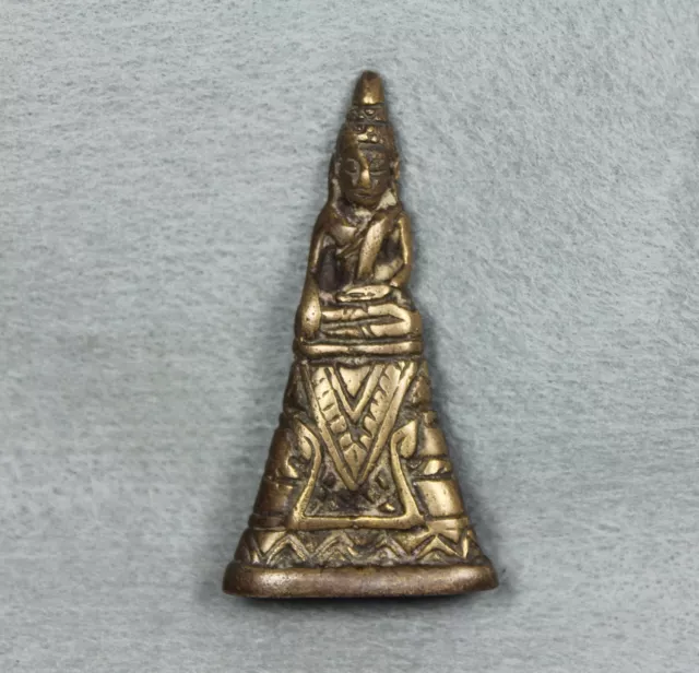 Rare Antique Phra Chiang Rung Style Unique Statue Thai Buddha Amulet Brass Old