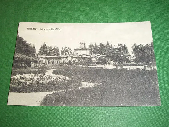 Cartolina Modena - Giardino pubblico 1915.