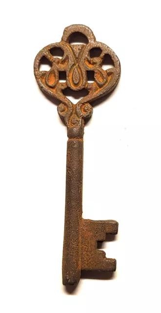 Victorian Key Vintage Antique Style Cast Iron Skeleton Key