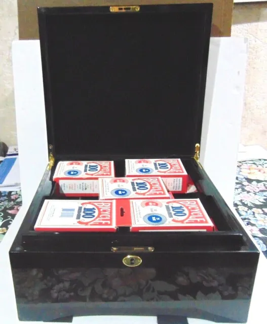 Nice Large Heavy  Lacquer Double Shelf  Poker Chip Game Box  w 500 Chips & Key