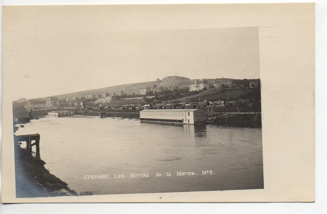 EPERNAY - Marne - CPA 51 - Péniches - Bords de Marne - Lavoir Parisien - Photo