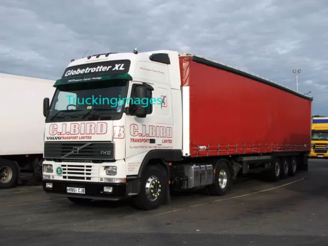 Truckingimages Truck Photos - Welsh Volvo Trucks - 250 Listed