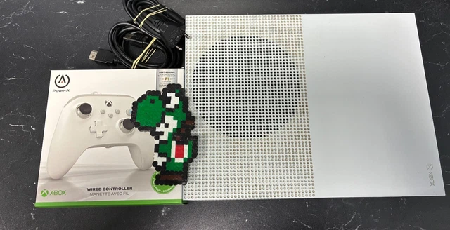 Acc. de jeux vidéo UNDER CONTROL Câble de charge Xbox One 3M + Batterie d' occasion