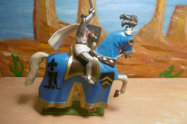 STARLUX / LE MOYEN AGE : CHEVALIER SUR CHEVAL AVEC ROBE TRES BELLE PIECE | eBay