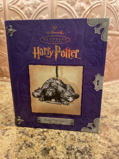 2001 Hallmark Keepsake Harry Potter Fluffy on Guard Christmas Ornament VG