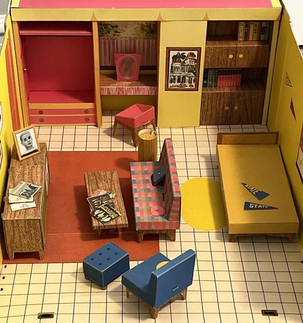 VINTAGE 1962 ORIGINAL Mattel Barbie Dream House 816 w/ Furniture
