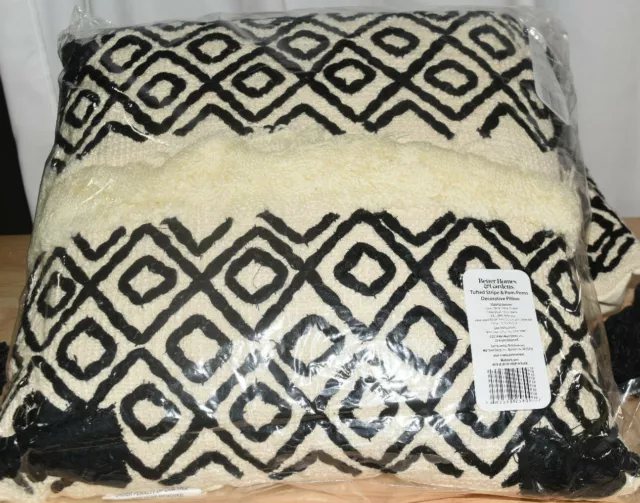 Emolli Decorative Pillow Insert 2 pack. 18*18 throw pillow