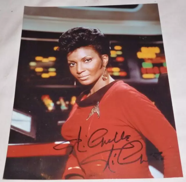 NICHELLE NICHOLS Nyota Uhura STAR TREK Signed Photo 10" x 8" - NOT a Reprint