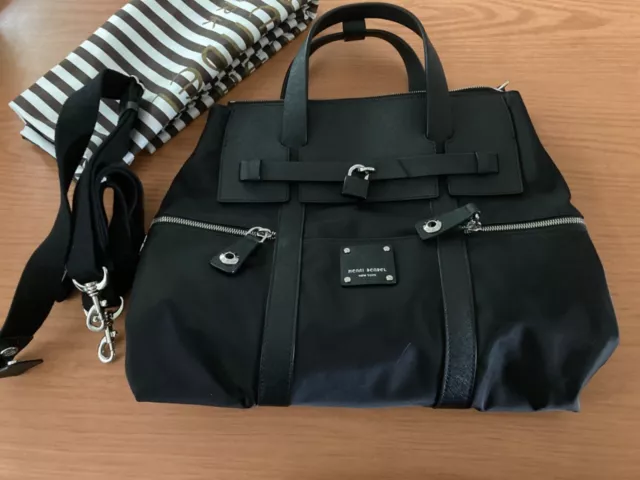 Henri bendel jetsetter messenger deals