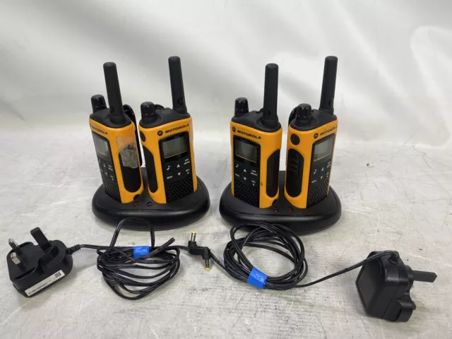 Motorola TLKR T80 Extreme Walkie Talkies job lot of 4 with 2 chargers