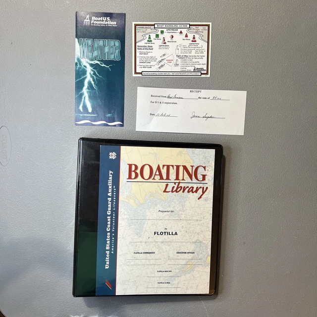 BOATING SKILLS & Seamanship Course book Coast Guard Auxiliary 2003