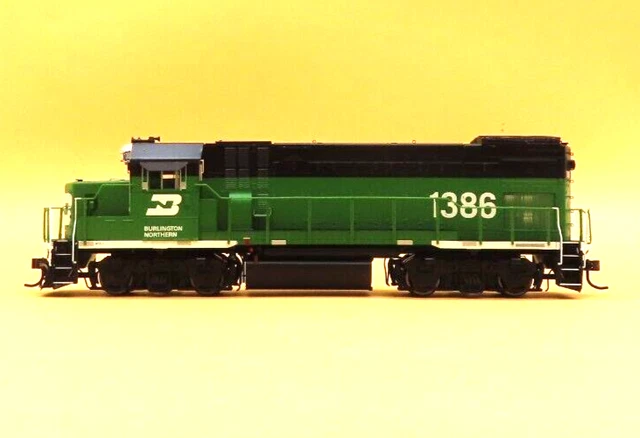 Athearn Genesis 68154 Burlington Northern Gp15-1 #1386 W/Dcc/Sound Ho Scale