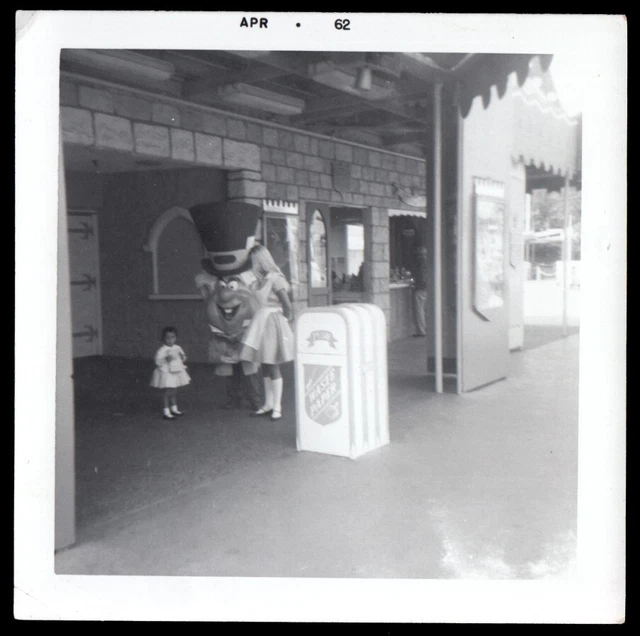Snow White & Mad Hatter Disneyland Character Costumes ~ 1962 Disney Photo