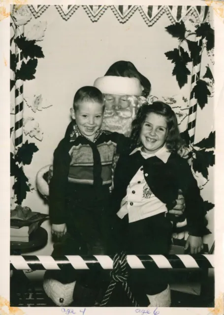 Old Vintage Photo PORTRAIT OF SANTA CLAUS WITH BOY AND GIRL CHRISTMAS