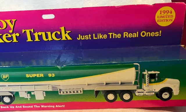 BP Toy Tanker Truck 1994 Limited Edition Super 93 Lights Horn 19" Semi-Truck