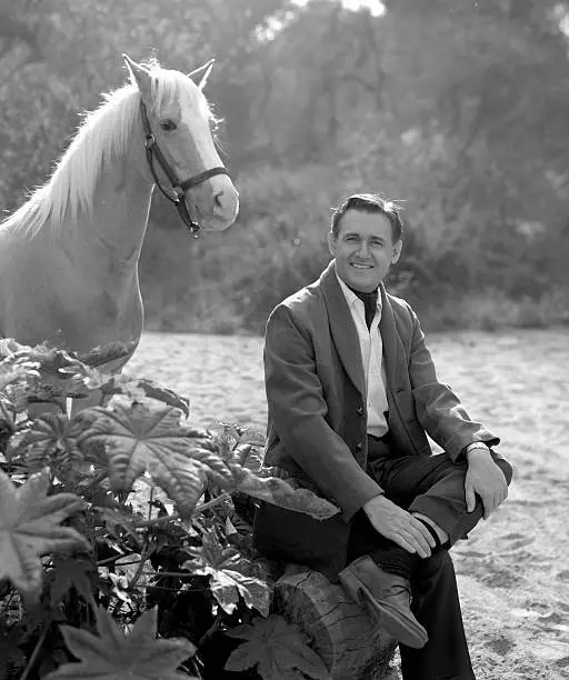 Alan Young and Mr Ed the talking horse 1962 OLD TV PHOTO 4