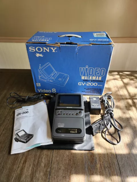 SONY GV-200 Video 8 TV Recorder Untested Parts Repair As Is In Box