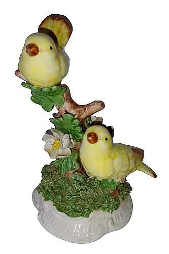 Vintage Porcelain Capodimonte Yellow Bird Finch Spaghetti Figurine Italy Defect