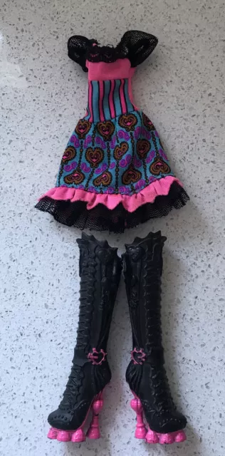 Monster High Dracubecca Doll Clothes - Freaky Fusion - Dress & Boots