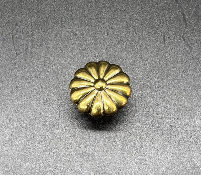 (5) VTG NOS Brass Flower Floral Drawer Cabinet Dresser Knobs Pulls Belwith 1"