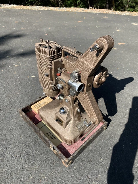 Vintage Art Deco Keystone K-108 8MM Movie Projector w/ Carry Case & Accessories