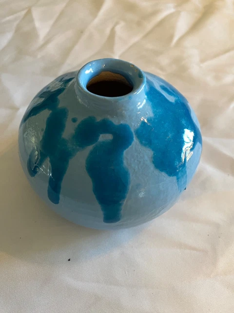 VINTAGE STUDIO POTTERY Blue Drip Glazed Ceramic Vase Signed R.S. 4”x2.5 ...
