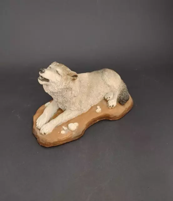 Vintage Living Stone Wolf Figurine "Lady of the Pack" 1993 Howling 7" X 4"