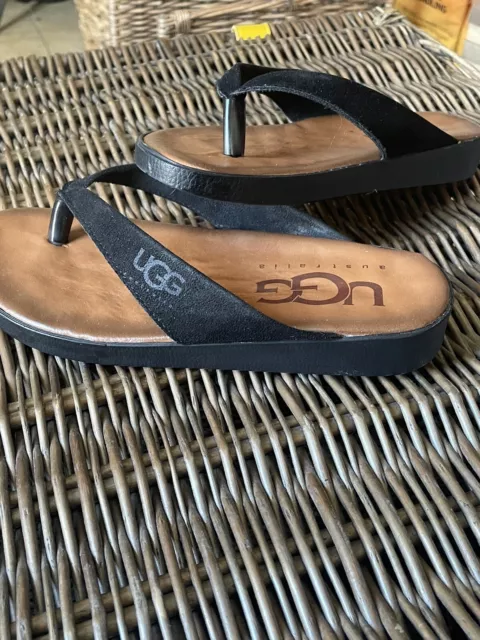 Ugg hotsell berryessa sandal