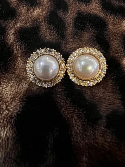 ESTATE Sale IRIDESCENT Faux PEARL RHINESTONE Earrings Clip