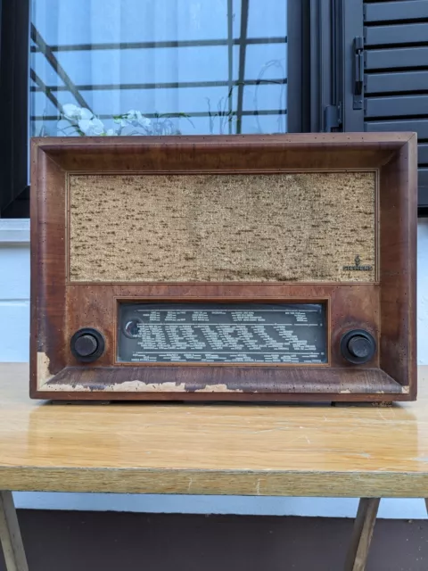 Siemens - radio d'epoca a valvole - non identificata 1