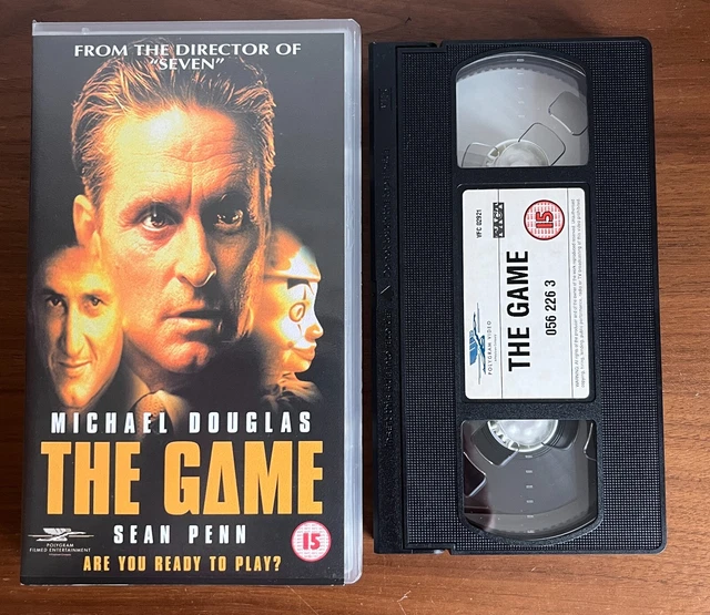 THE GAME VHS Video Tape Michael Douglas, Sean Penn, Deborah Kara Unger