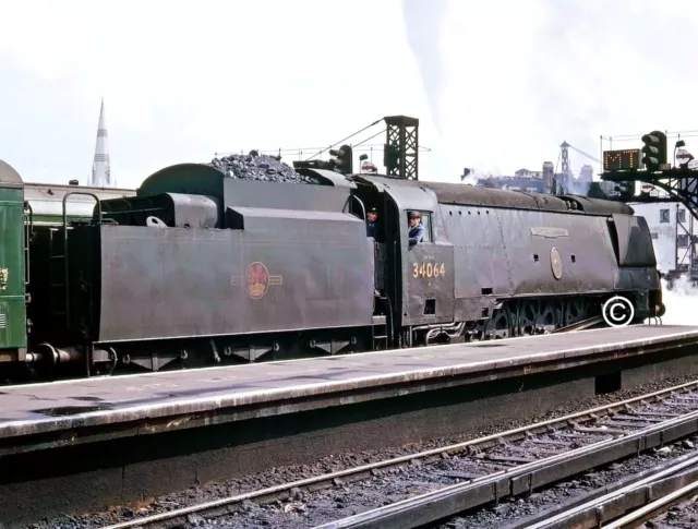 LONDON, WATERLOO RAILWAY STATION. 1966 Loco; 34064  PHOTO 12 x 8 (A4)