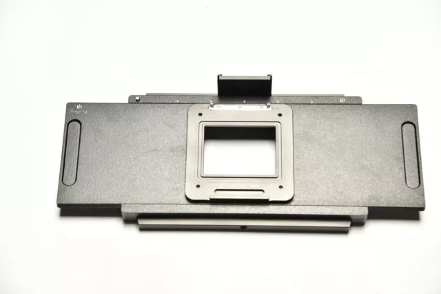 Movable adapter for horseman 617 Digital Back to Phase one Mamiya 645 camera
