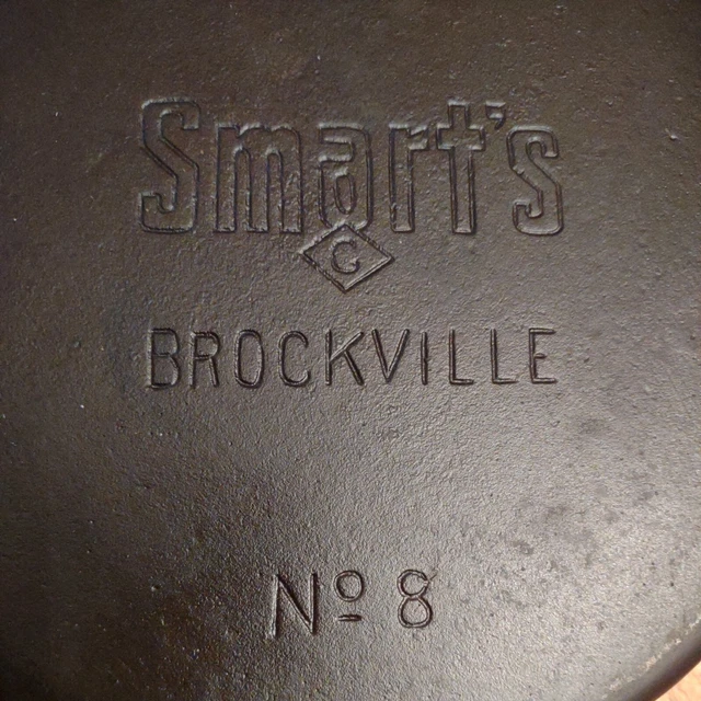 Cast Iron #8 Skillet, Smart's Brockville, Canadian Cast, circa 1942, 10.25" Dia