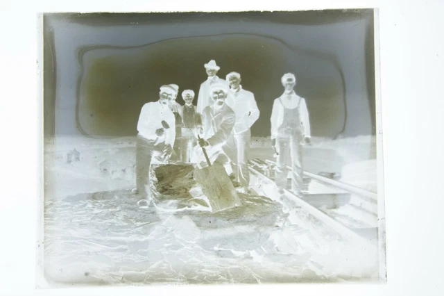 Men Work Railroad Brdg 4x5" Glass Plate Negative Black & White Photo VINTAGE 995