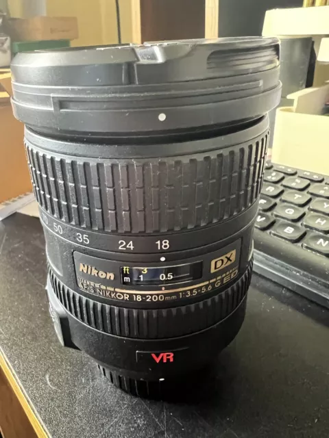 Nikon AF-S DX Nikkor 18-200mm f/3.5-5.6G ED VR Lens With Slight Fault