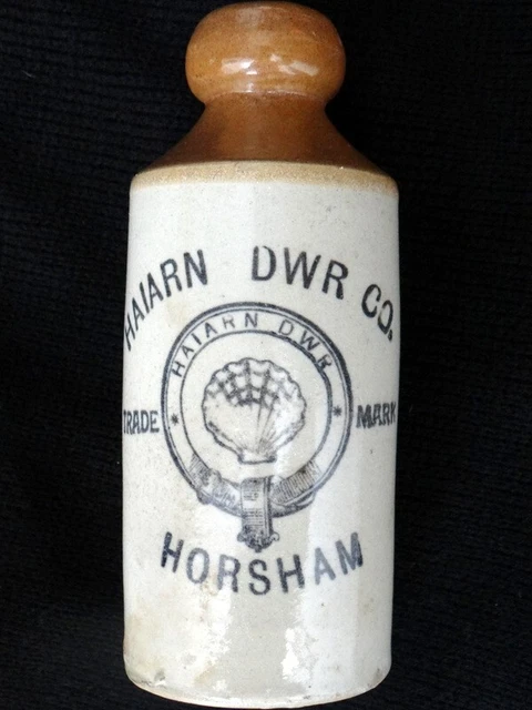 Attractive, Vintage, Pictorial, Sussex Ginger Beer, Haiarn Dwr Co Horsham.
