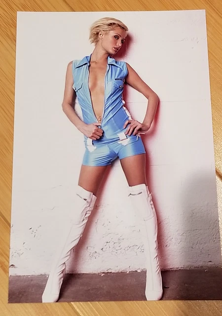Paris Hilton - Celebrity, STAR THAT'S HOT celebrity 4X6 PHOTO REPRINT