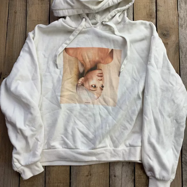 Ariana grande deals felpa