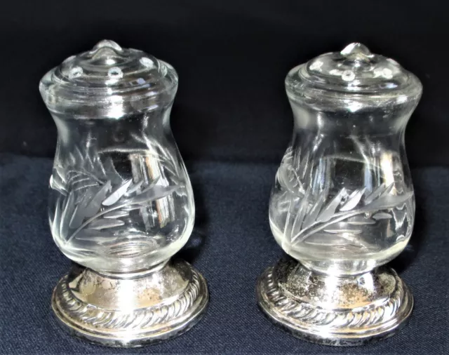 Quaker Silver Co. Hurricane #703 Cut Crystal & Sterling Silver Salt & Pepper Sha