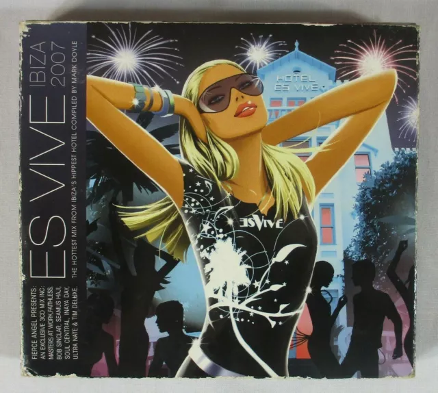 ES VIVE - IBIZA 2007, 3 x CD 2007 + POSTER