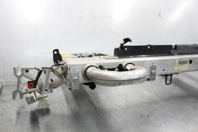 BMW E93 328i CONVERTIBLE 07-13 REAR HEADREST ROLLOVER PROTECTION CRASH BAR LM55 8