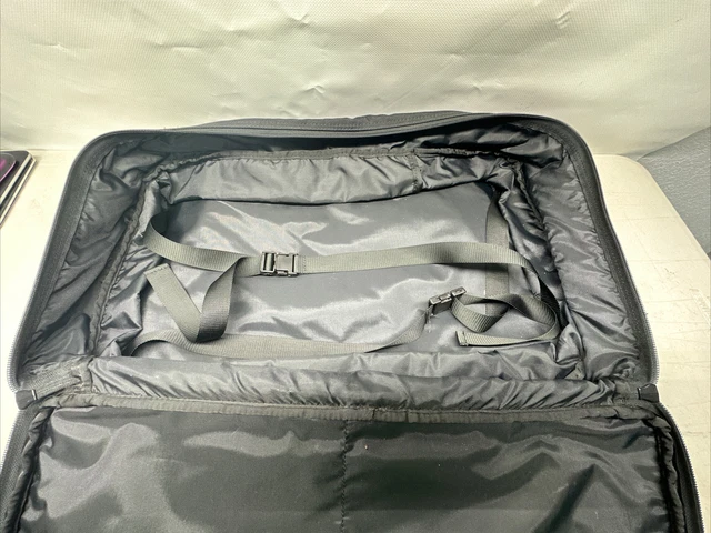 Vtg Tumi # 278 Black Ballistic Nylon 21” Carry-On Expandable Weekend Duffel Bag 7